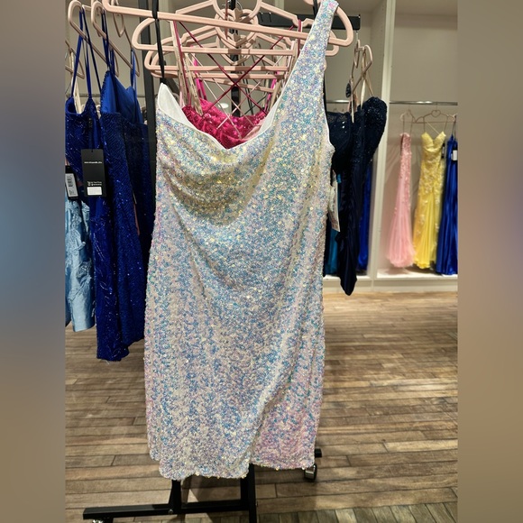 Alyce Paris Formal Short Dress: 4541 Sequin One Shoulder - Picture 4 of 4